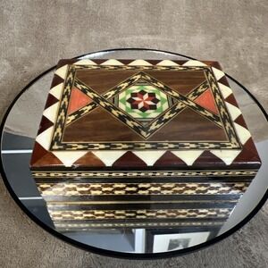 Vintage ARVI Granada Spain Moorish Marquetry Wood Box 4.5" x 3.5" Brass Hinges